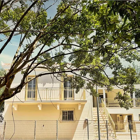 Gaea Family House Near Beaches & Historic Sites Nyaraló Khomatadha