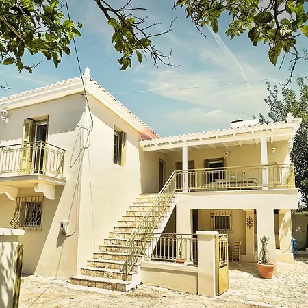 Nyaraló Gaea Family House Near Beaches & Historic Sites
