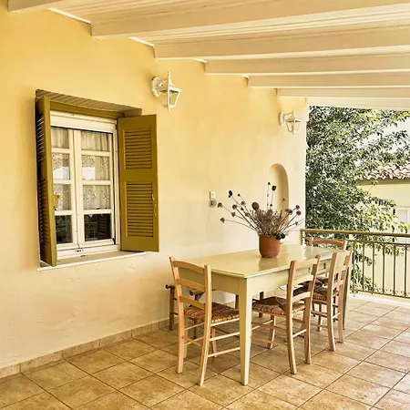Nyaraló Gaea Family House Near Beaches & Historic Sites Khomatadha