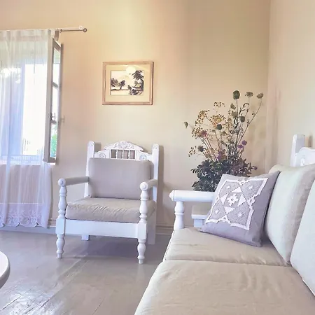 Gaea Family House Near Beaches & Historic Sites *